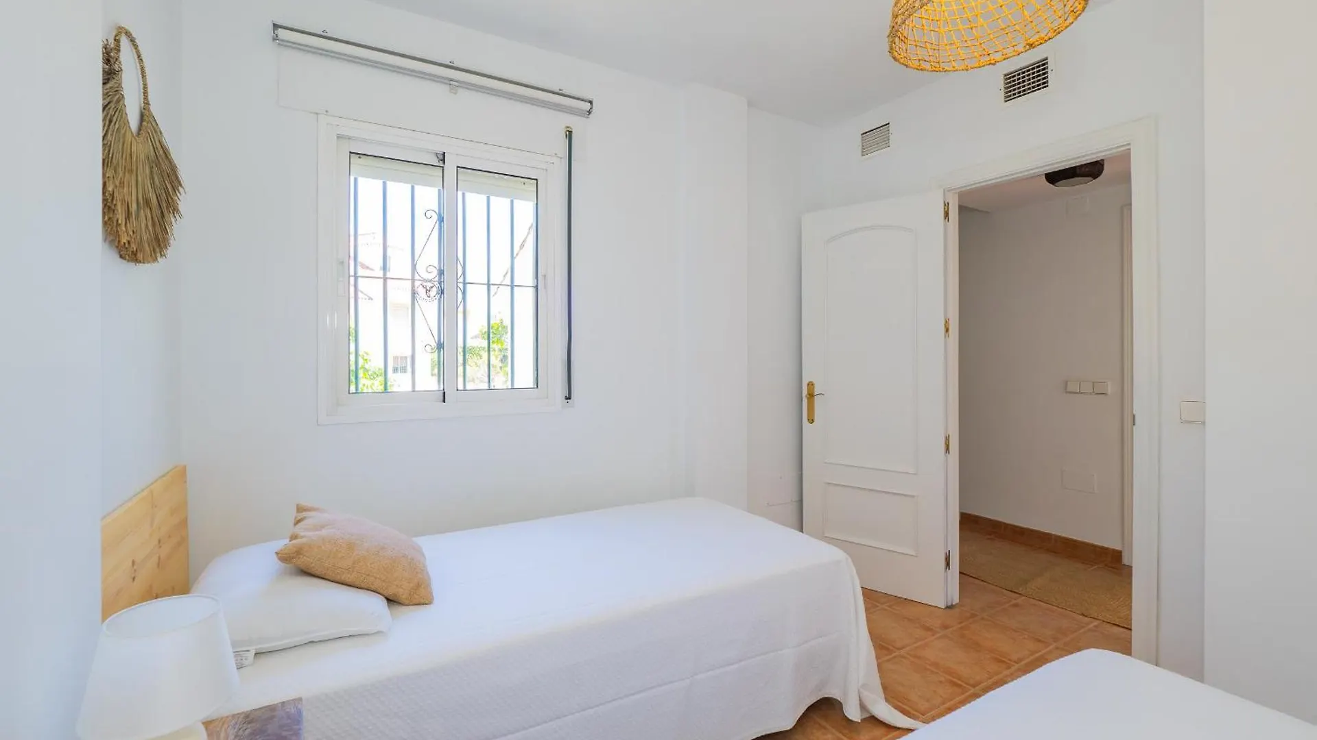 Villa Cubo'S Townhouse Sierrezuela Fuengirola 0*,  Spanien