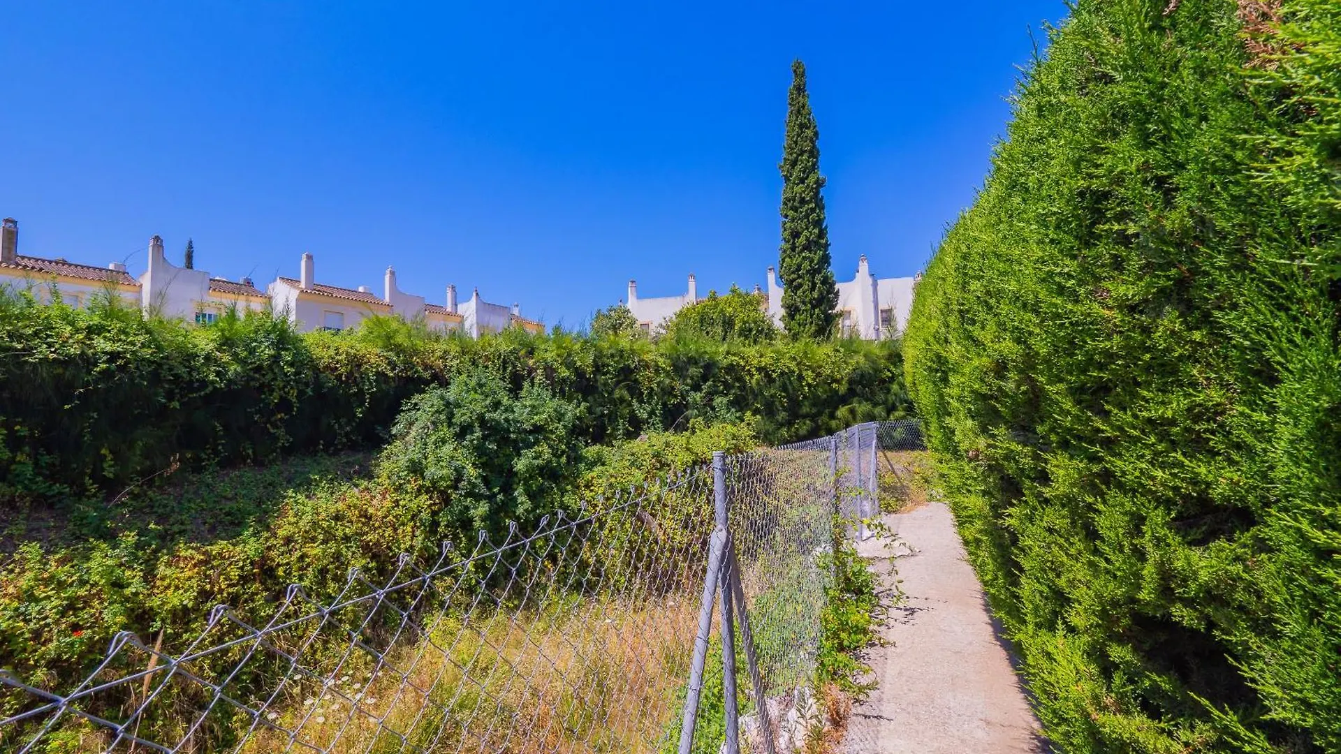 Villa Cubo'S Townhouse Sierrezuela Fuengirola Spanien